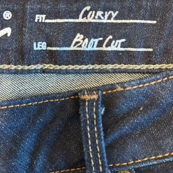 NWT Eddie Bauer Jeans Stayshape Bootcut Dark Wash Curvy Fit Size 16 Tall - Picture 9 of 11